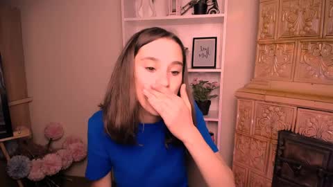 Snapshot of rosalais_ chatting on June 2026 06:16:01 AM Rose online show from June 2026 06:16:01 AM