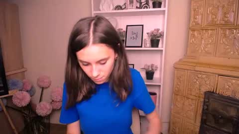 Snapshot of rosalais_ chatting on July 2026 05:55:02 AM Rose online show from July 2026 05:55:02 AM