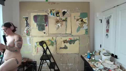 Snapshot of rosaliecaine chatting on September 2025 05:34:02 PM Rosalie Caine online show from September 2025 05:34:02 PM