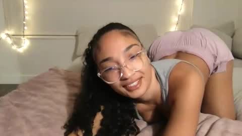 Rosalina online show from November 2025 10:48:02 AM