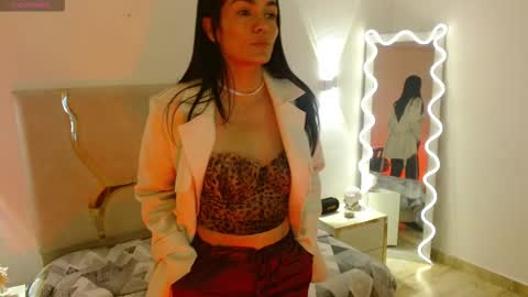 ROSALIN online show from October 2025 10:58:02 AM