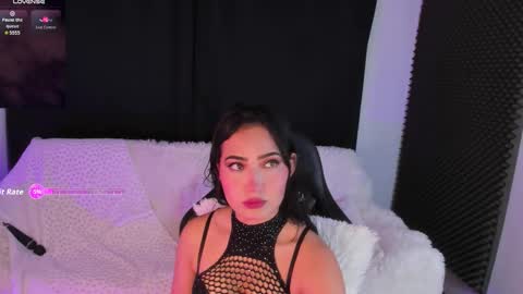 Snapshot of rosario215_ chatting on November 2025 04:03:01 AM Rosario online show from November 2025 04:03:01 AM