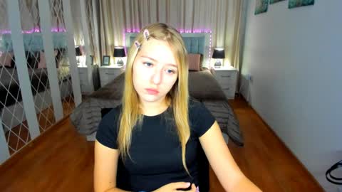 RosaRising online show from June 2026 06:41:01 AM