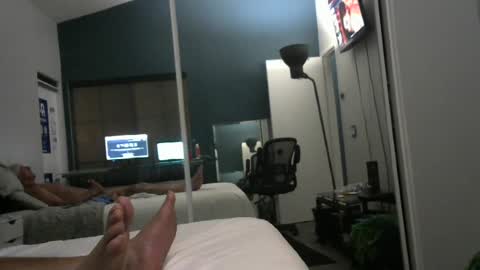 roscoes8 online show from June 2026 05:54:02 AM
