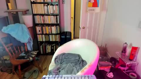 Snapshot of rose257044 chatting on September 2025 08:10:02 PM rose257044 online show from September 2025 08:10:02 PM