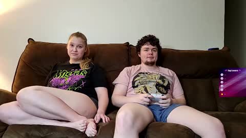 rose__g0ld online show from February 2025 03:31:02 AM