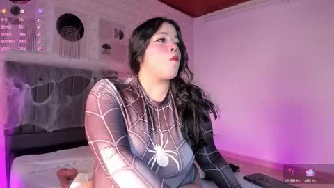 Snapshot of rose_barbara chatting on October 2025 12:03:02 PM Barbara rose online show from October 2025 12:03:02 PM