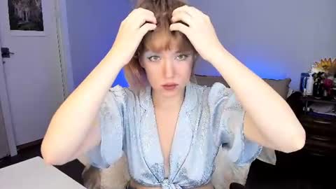 Snapshot of rose_brooks chatting on June 2026 08:04:01 PM Rose but u can call me princess online show from June 2026 08:04:01 PM