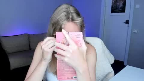 Snapshot of rose_brooks chatting on August 2026 07:05:01 PM Rose but u can call me princess online show from August 2026 07:05:01 PM