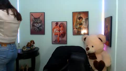 Rose online show from January 2025 10:08:02 PM