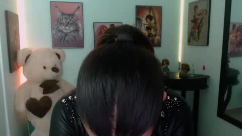 Rose online show from February 2025 09:20:02 PM