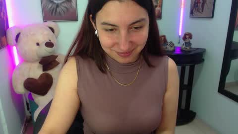 Rose online show from March 2025 06:00:01 PM