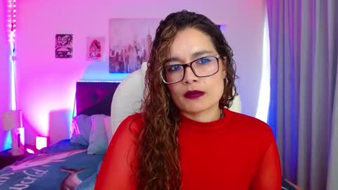 Snapshot of rose_thompson1 chatting on December 2025 08:04:02 PM Rose online show from December 2025 08:04:02 PM