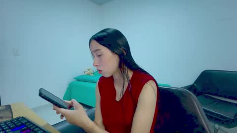 Snapshot of roseandviktor23 chatting on November 2025 03:56:02 PM Rose Sins and Don Viktor online show from November 2025 03:56:02 PM