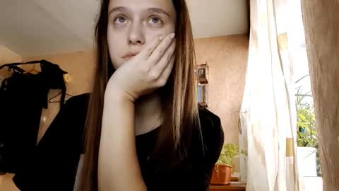 Sophie online show from December 2025 01:21:02 AM