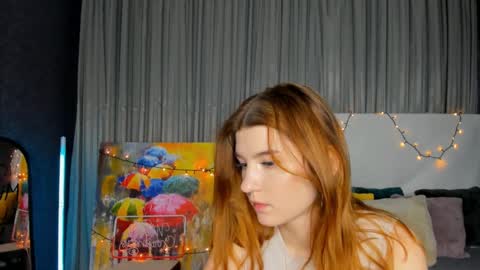 Snapshot of roseblanche2k chatting on February 2025 02:19:01 AM Florin online show from February 2025 02:19:01 AM