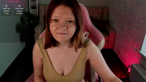 Snapshot of rosebloomx chatting on May 2026 10:09:02 AM Rose online show from May 2026 10:09:02 AM