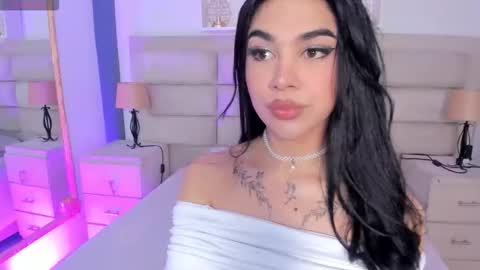 Rose online show from October 2025 01:30:01 PM