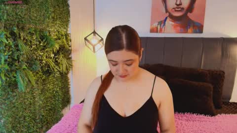 Rosee online show from December 2025 11:47:01 AM