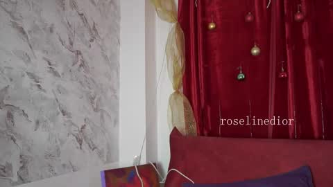 Lyla OF roselinedior online show from December 2025 04:47:01 PM