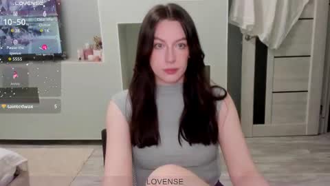 Julia online show from July 2026 09:17:01 PM