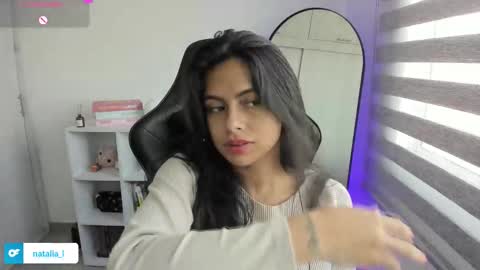 Nat online show from November 2025 02:44:01 PM