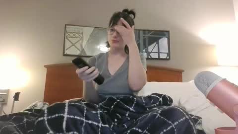 rose evergarden online show from January 2026 06:51:02 AM