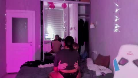 Roshelle online show from January 2025 05:28:01 PM