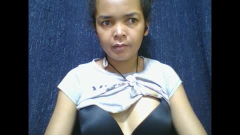 rosia685234 online show from March 2025 01:37:01 PM