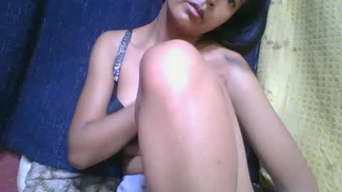 rosia685234 online show from October 2025 05:43:01 PM