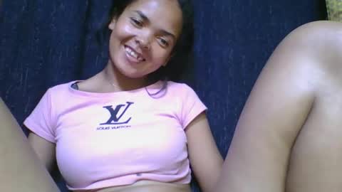 rosia685234 online show from November 2025 05:55:02 PM