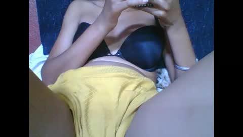 rosia685234 online show from February 2026 06:04:02 PM