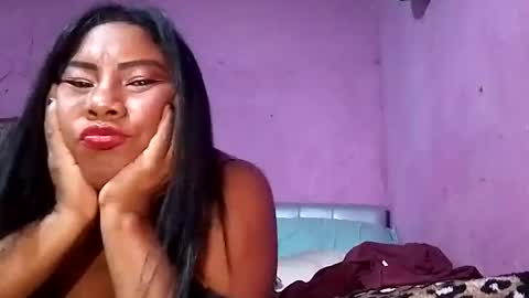 Snapshot of rosmerynava chatting on February 2025 02:35:01 AM rosmerynavarro online show from February 2025 02:35:01 AM