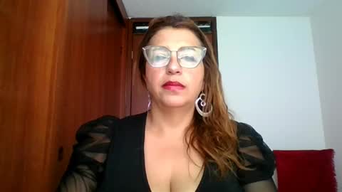 Rossana  online show from April 2026 12:20:01 PM