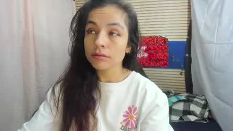 Snapshot of rosse_25 chatting on June 2026 12:29:02 PM Would you like to help me with supplementation and sports suits so I can compete in powerlifting online show from June 2026 12:29:02 PM