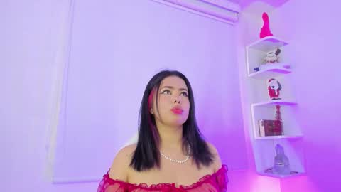   online show from November 2025 12:05:02 PM