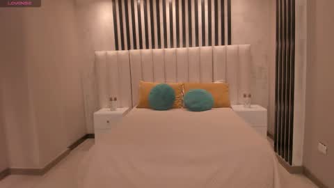 Snapshot of rossirivers chatting on December 2025 11:36:02 AM Rossie Rivers online show from December 2025 11:36:02 AM