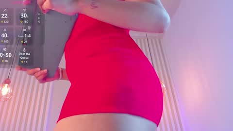 Ross online show from October 2025 08:41:02 PM