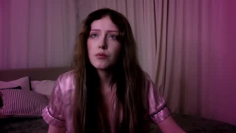 rosy_petal online show from February 2026 07:04:02 PM