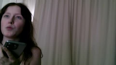 rosy_petal online show from May 2026 07:24:02 AM