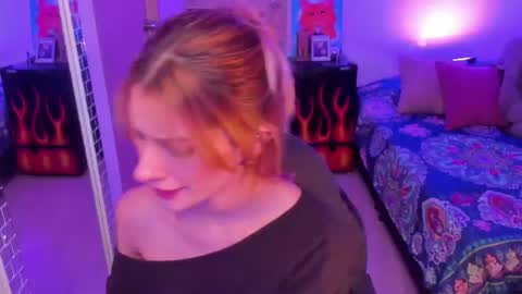 Snapshot of rot_wallace chatting on July 2026 01:34:02 AM rot_wallace online show from July 2026 01:34:02 AM