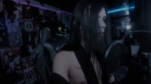 Snapshot of rotten_dreams chatting on February 2025 11:32:02 PM rot online show from February 2025 11:32:02 PM