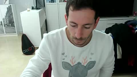 Snapshot of roubarixx chatting on January 2025 07:43:01 AM roubarixx online show from January 2025 07:43:01 AM