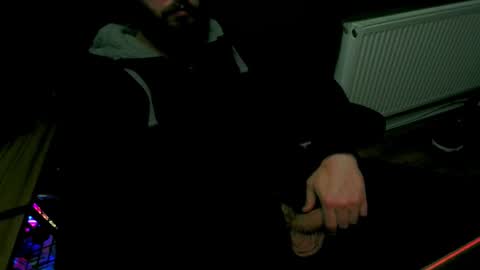 Snapshot of roughwonder chatting on February 2025 02:03:02 AM Luke online show from February 2025 02:03:02 AM