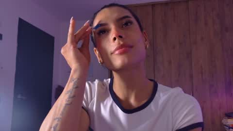 Snapshot of rouse_leon chatting on May 2026 08:05:01 PM Rouse leon online show from May 2026 08:05:01 PM