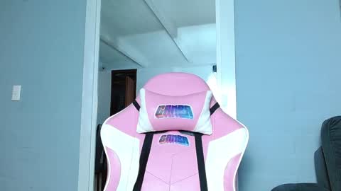 Snapshot of rousebonnett chatting on December 2024 07:46:02 PM ROUSE  online show from December 2024 07:46:02 PM