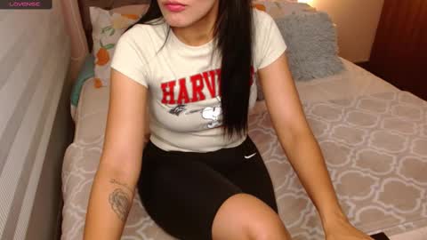 Rouss marie henao  online show from February 2025 06:08:02 AM