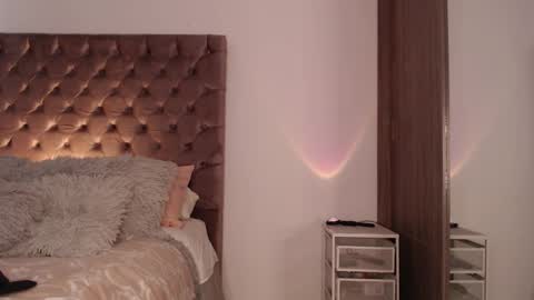 Snapshot of rouss_henao chatting on October 2025 01:35:02 PM Rouss marie henao online show from October 2025 01:35:02 PM