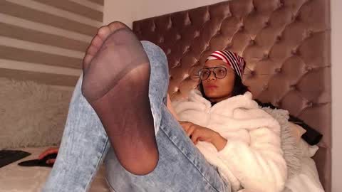 Snapshot of rouss_henao chatting on October 2025 01:40:01 AM Rouss marie henao online show from October 2025 01:40:01 AM