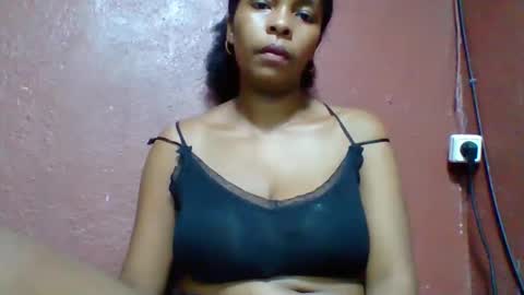 rovaelyah online show from November 2025 08:03:01 AM